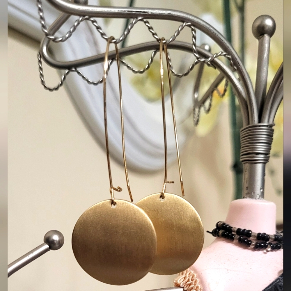 Elegant Gold Disc Earrings